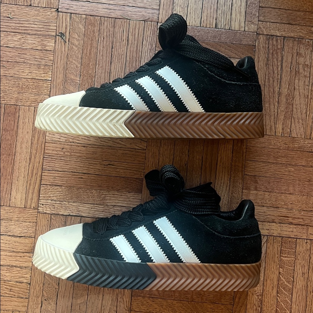 🔥🖤🖤Adidas Alexander Wang X Skate Black Suede sneakers size 11.5, used but SLEEK - Picture 14 of 14
